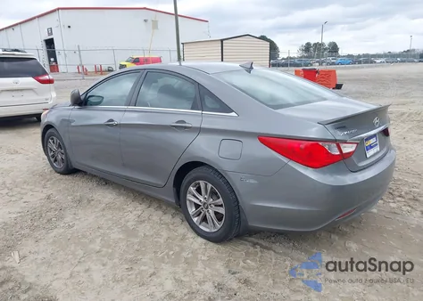 2013 Hyundai Sonata Gls z USA, uszkodzony, nr VIN 5NPEB4AC3DH756818